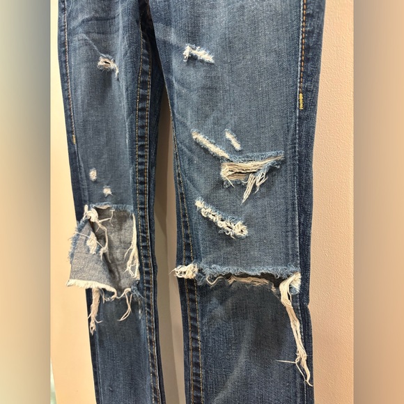 TRUE RELIGION Vintage “Billy” Low Rise Ripped Denim Jeans, Size 26, Good Cond - Picture 6 of 16
